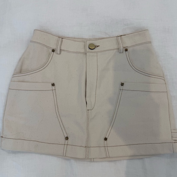 Stylish Cream Mini Skirt - Picture 1 of 4